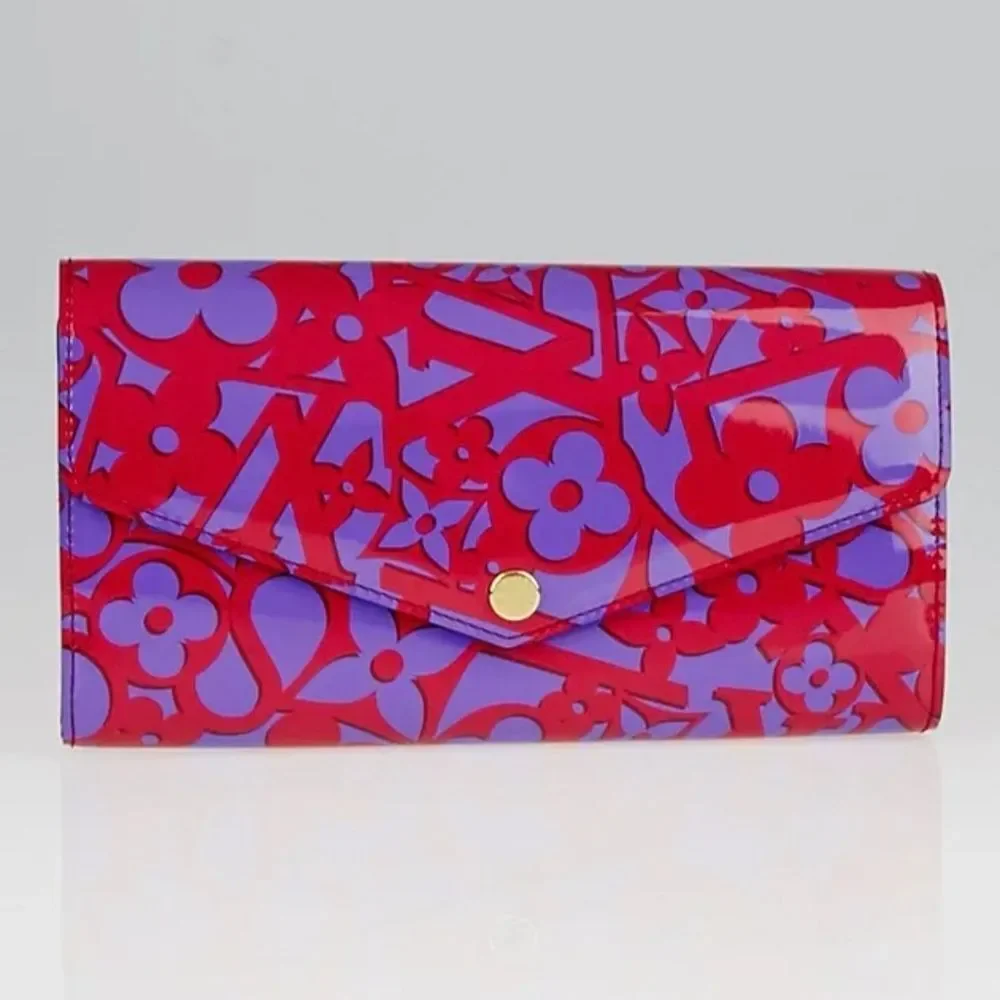 Authentic 🌸 Louis Vuitton Rose Indian Sweet Vernis Wallet